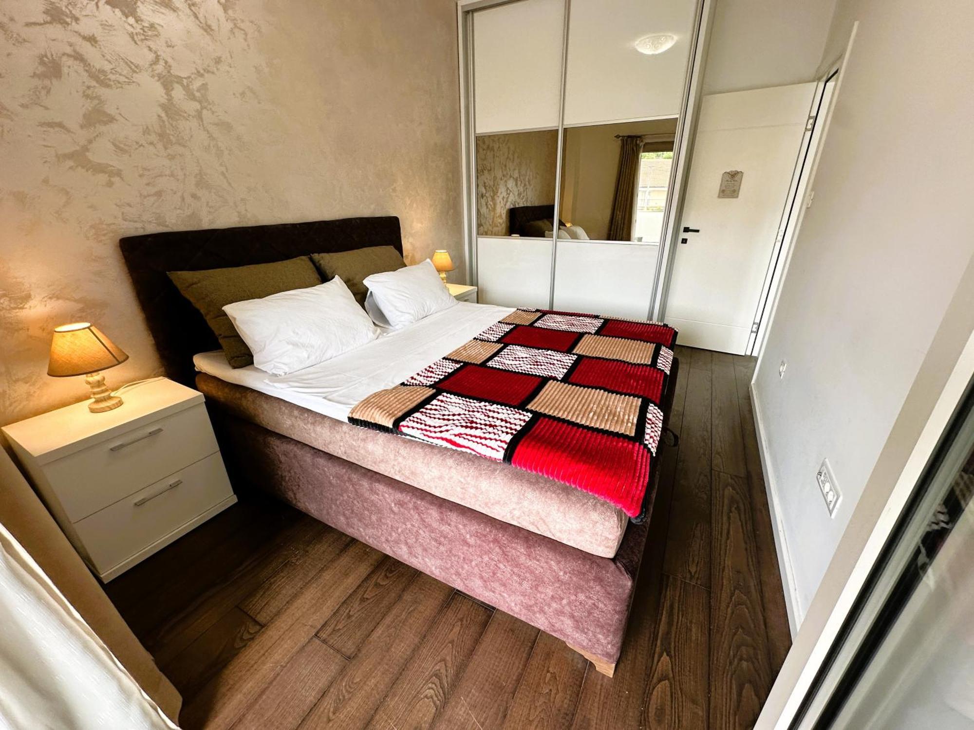Ferienwohnung Stan Na Dan Podgorica Exterior foto